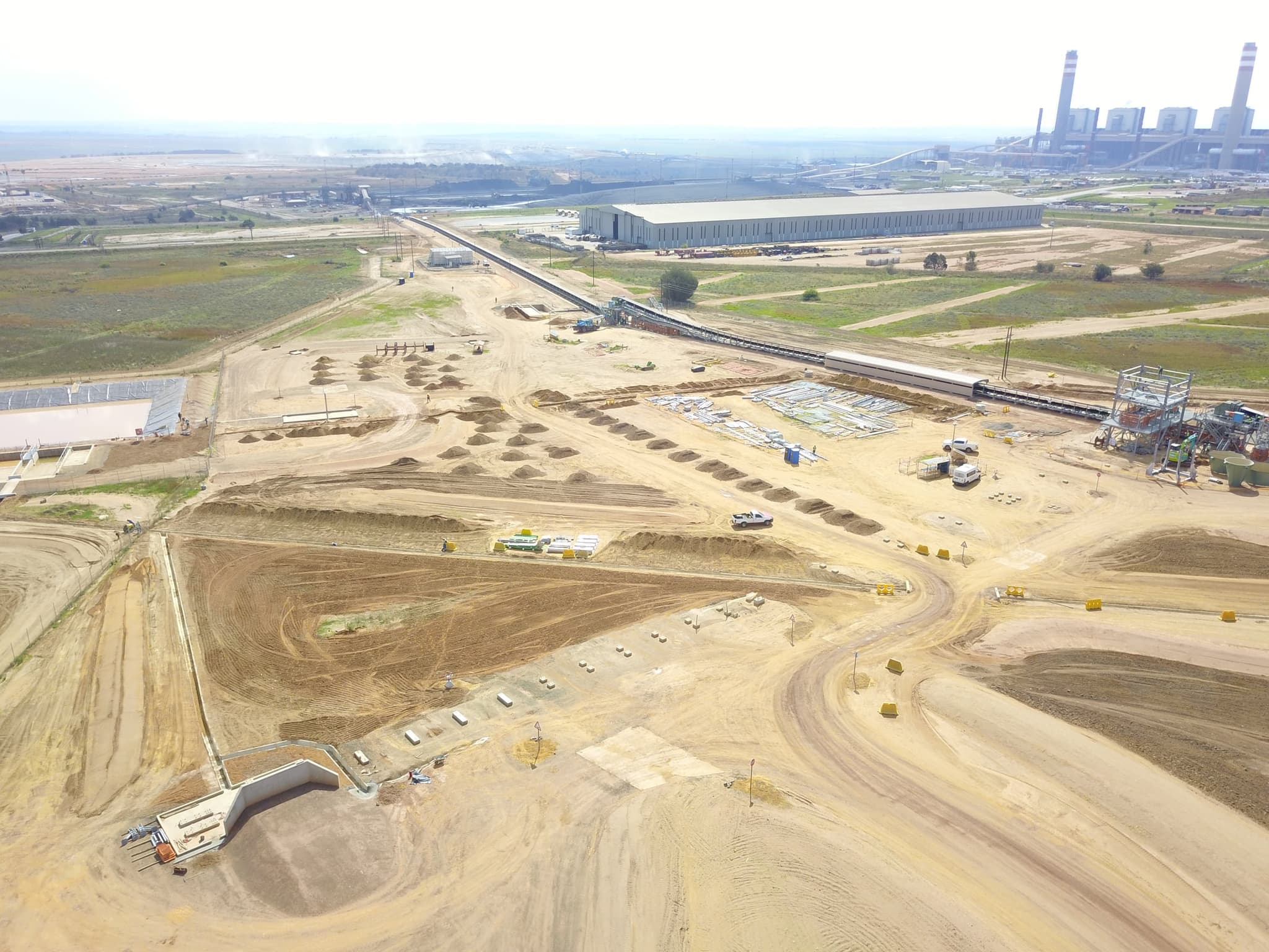 New Largo Offloading Facility — conveyor structure under erection